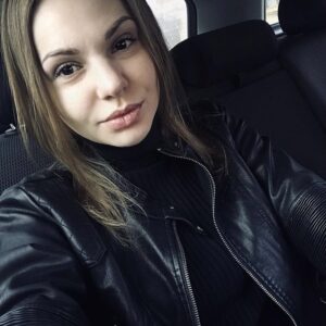Яна